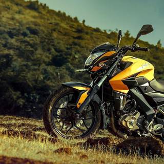 Pulsar 200 NS black wallpaper