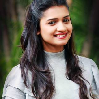 Hruta Durgule wallpaper