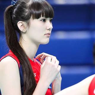 Sabina Altynbekova wallpaper