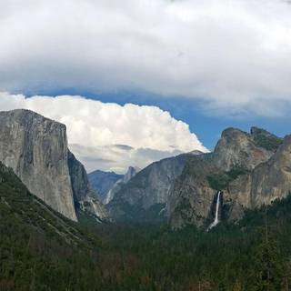 Yosemite National Park winter scenery wallpaper