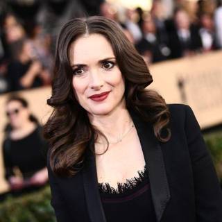 Winona Ryder 2019 wallpaper