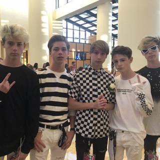 Payton Moormeier wallpaper