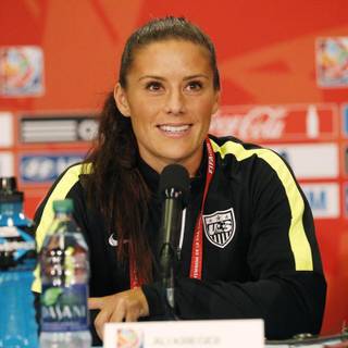 Ali Krieger wallpaper
