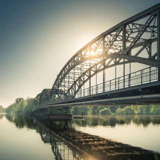 River bridge wallpaper