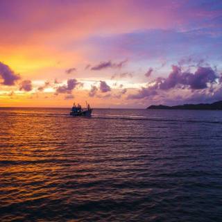 Alone in sea wallpaper