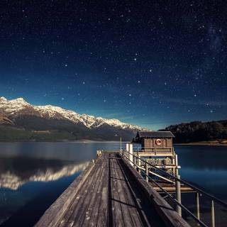 Lake in New Zealand wallpaper