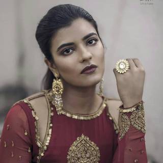 Aishwarya Rajesh wallpaper