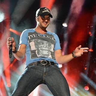 Luke Bryan Knockin' Boots wallpaper