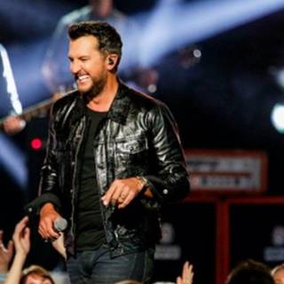 Luke Bryan Knockin' Boots wallpaper