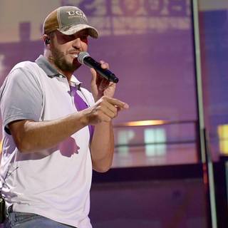 Luke Bryan Knockin' Boots wallpaper