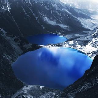 Mountain and lake landscape wallpaper