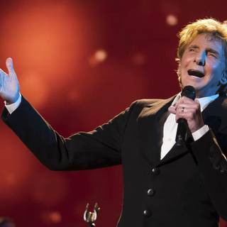 Barry Manilow wallpaper