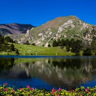 Lake Grau Roig Andorra wallpaper