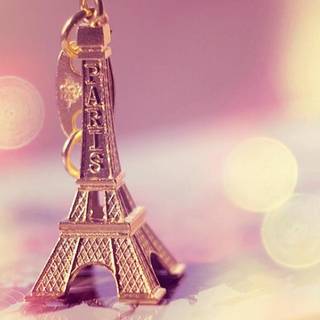 Parisian girl wallpaper