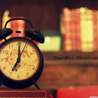 Vintage alarm clock wallpaper