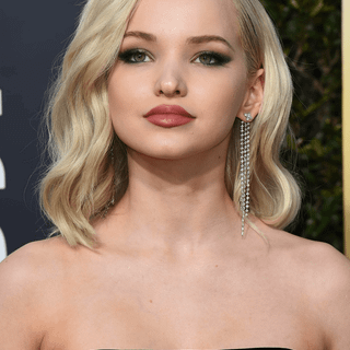 Dove Cameron 2019 wallpaper