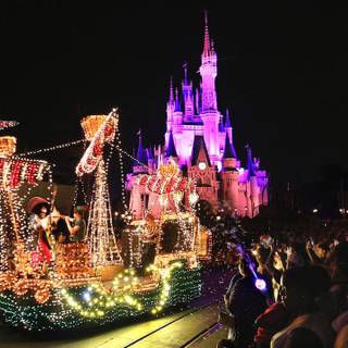 Magic circus parade wallpaper