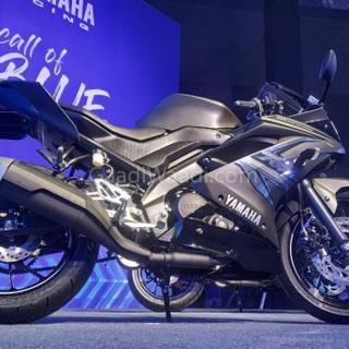 Yamaha R15 V3 Darknight wallpaper