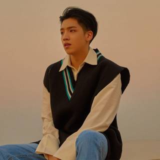 Kim Wooseok wallpaper