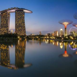 Singapore reflection wallpaper
