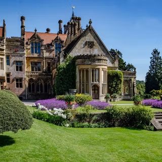 Victorian mansion wallpaper