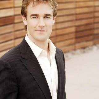 James Van Der Beek wallpaper