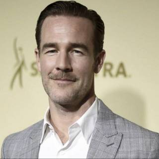 James Van Der Beek wallpaper