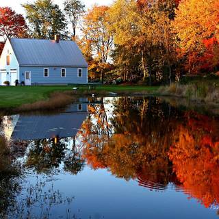Autumn New England wallpaper