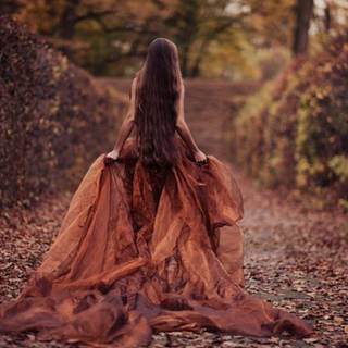 Autumn princess wallpaper