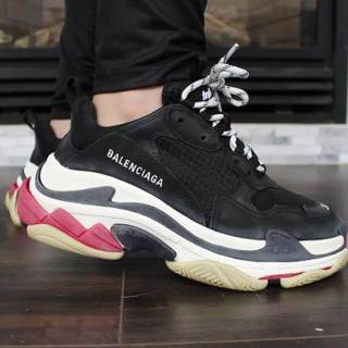 Balenciaga shoes wallpaper