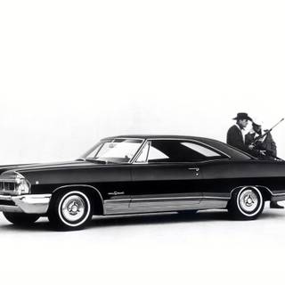 Parisienne wallpaper