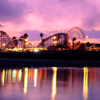 Aesthetic city desktop wallpaper