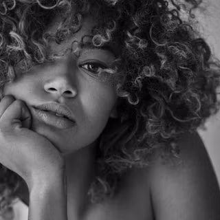 Berta Vázquez wallpaper