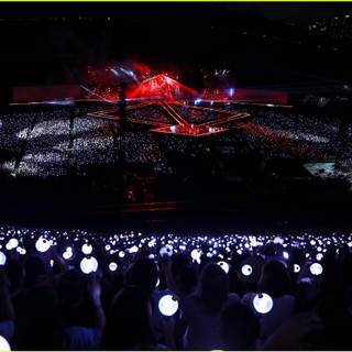 Love Yourself in Seoul wallpaper