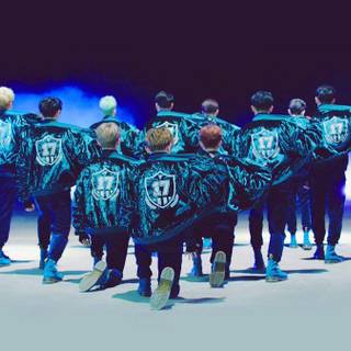 Seventeen desktop wallpaper