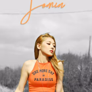 Jeon So-min wallpaper