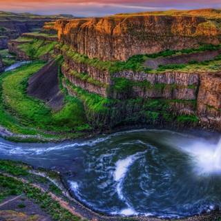 Astonishing wallpaper