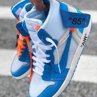 Off White retro wallpaper