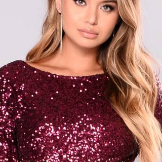 Sofia Jamora wallpaper