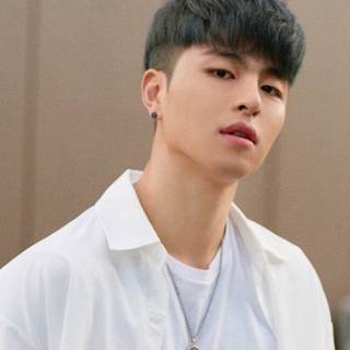 iPhone Ikon Jinhwan wallpaper