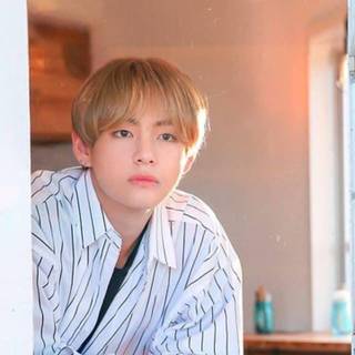 V BTS 2019 wallpaper