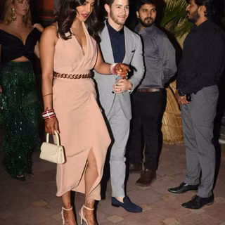 Priyanka Chopra Jones wallpaper