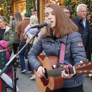 Allie Sherlock wallpaper