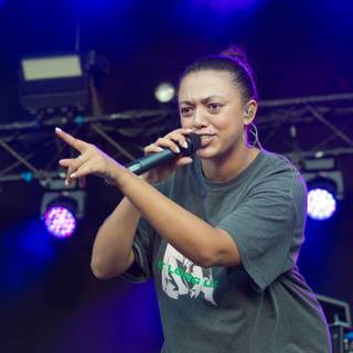 Mahalia Mahalia Burkmar wallpaper