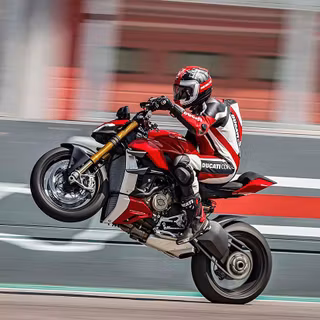 2020 Ducati Streetfighter V4 wallpaper