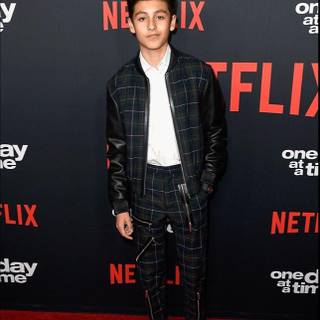 Marcel Ruiz wallpaper