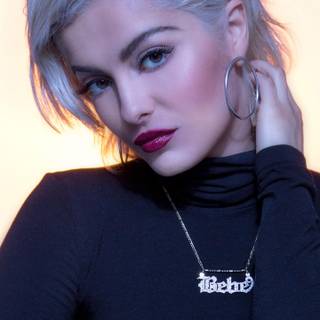 Bebe Rexha iPhone wallpaper