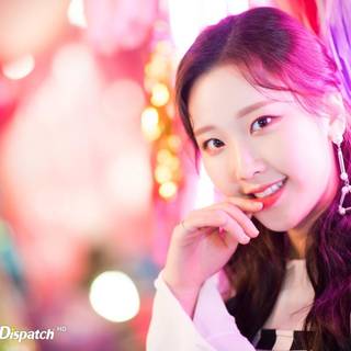 Nayun Momoland wallpaper