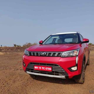 Mahindra XUV300 wallpaper