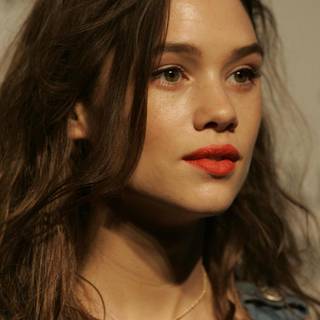 Àstrid Bergès-Frisbey wallpaper